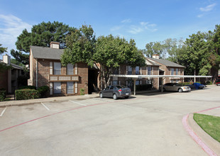 Trinity Mills in Carrollton, TX - Building Photo - Building Photo