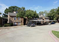 Trinity Mills in Carrollton, TX - Foto de edificio - Building Photo