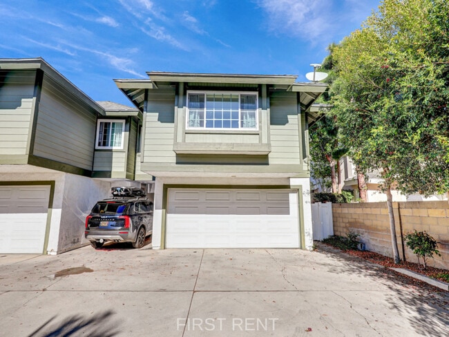 2231 Pacific Ave in Costa Mesa, CA - Building Photo - Building Photo