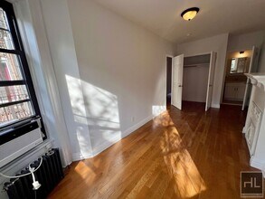 3BR 2BA Top Floor Bedstuy Townhouse Origin in Brooklyn, NY - Building Photo - Building Photo
