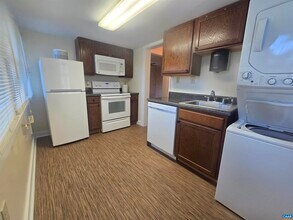 142 Carlton Rd in Charlottesville, VA - Building Photo - Building Photo