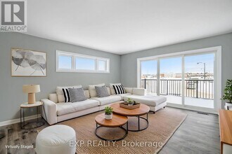 2339 Mer-Bleue Rd in Ottawa, ON - Building Photo - Building Photo