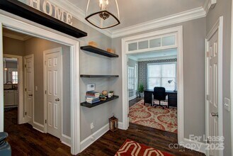 10400 Orchid Hill Ln in Charlotte, NC - Building Photo - Building Photo