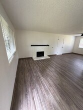 1040 Lamplite Ln in Eugene, OR - Building Photo - Building Photo
