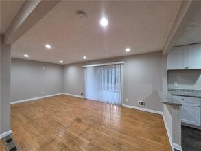 2057 Willamette Way in Decatur, GA - Building Photo - Building Photo