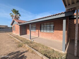 1128 N Coolidge Ave in Casa Grande, AZ - Building Photo