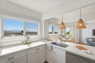 720 21st St in Hermosa Beach, CA - Building Photo