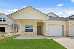 506 Whirlaway Dr in Jarrell, TX - Building Photo