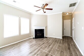 4611 Meadowfield Rd in Charlotte, NC - Foto de edificio - Building Photo