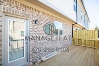 2236 Pale Hawthorn St in Buford, GA - Foto de edificio - Building Photo