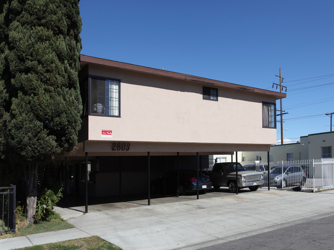 2803 E 58th St in Huntington Park, CA - Building Photo - Building Photo