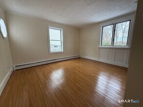 63 New St in Naugatuck, CT - Building Photo - Building Photo