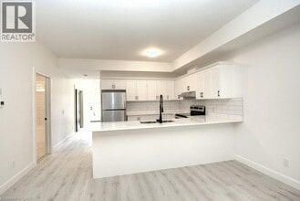 59 Reeve St in Woodstock, ON - Building Photo - Building Photo