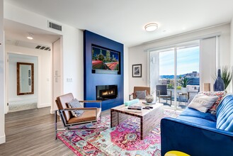 5555 Bonner Ave in Los Angeles, CA - Foto de edificio - Building Photo
