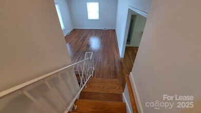 3813 Selwyn Ave in Charlotte, NC - Building Photo - Building Photo