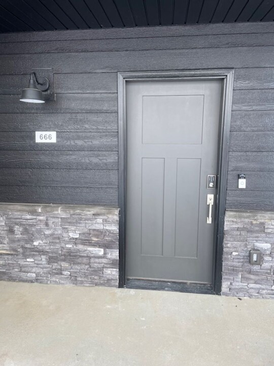 666 Baltoro in Driggs, ID - Building Photo