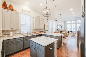 809 Leavenworth Ave in Houston, TX - Building Photo - Building Photo