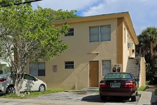 815 4th St in West Palm Beach, FL - Building Photo