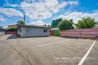 13842 Arthur Ave in Paramount, CA - Building Photo - Building Photo