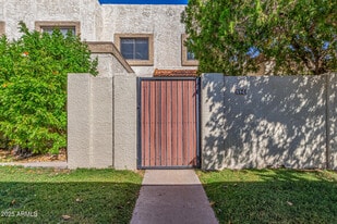 6124 N 79th St in Scottsdale, AZ - Building Photo