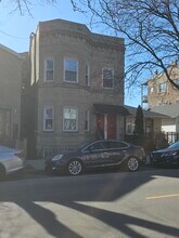 2974 S Loomis St, Unit 1st Floor (front building) in Chicago, IL - Building Photo - Building Photo