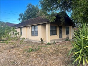 948 W Fronton St in Brownsville, TX - Foto de edificio - Building Photo