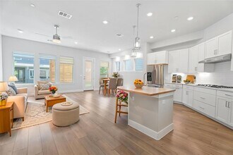 617 Bernese Pass in Austin, TX - Building Photo - Building Photo