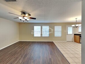 8514 Silver Brush in San Antonio, TX - Building Photo - Building Photo