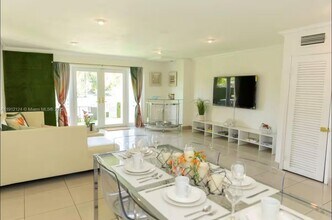 1949 NE 123rd St in North Miami, FL - Building Photo - Building Photo