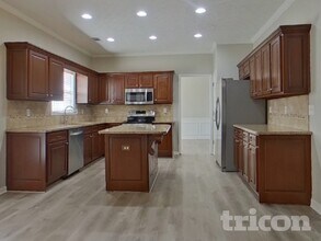 1560 Highland Farm Dr in Suwanee, GA - Building Photo - Building Photo