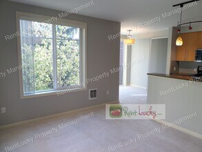 124 Bellevue Ave E in Seattle, WA - Building Photo - Building Photo