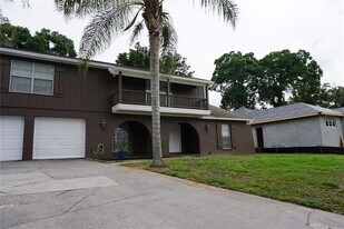 808 Childers Loop in Brandon, FL - Building Photo