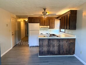 184 Wyndale Dr in Princeton, WV - Building Photo - Building Photo