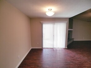 6927 Tara Dr in Richmond, TX - Building Photo - Building Photo