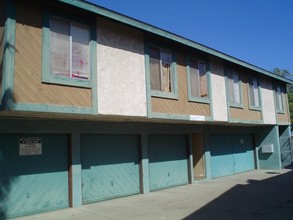 Rodaway Bay in Oxnard, CA - Foto de edificio - Building Photo