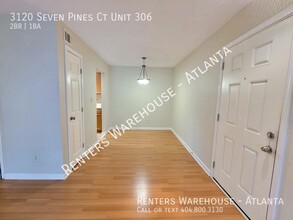 3120 7 Pines Ct-Unit -306 in Atlanta, GA - Building Photo - Building Photo