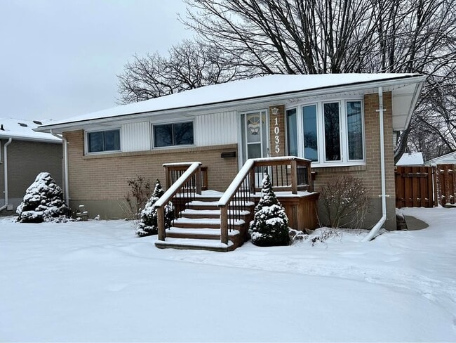 property at 1035 Connaught Crescent