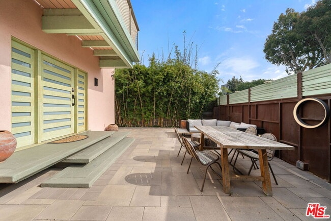 property at 621 Rose Ave