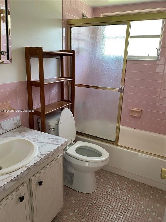 6211 SW 37th St in Davie, FL - Building Photo - Building Photo