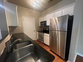 4245 NE Meadow Creek Cir in Fayetteville, AR - Building Photo - Building Photo