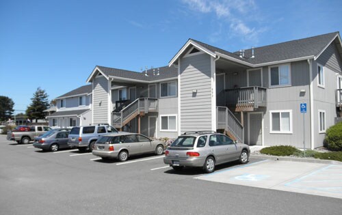 Sandpiper Apartments in Mckinleyville, CA - Building Photo