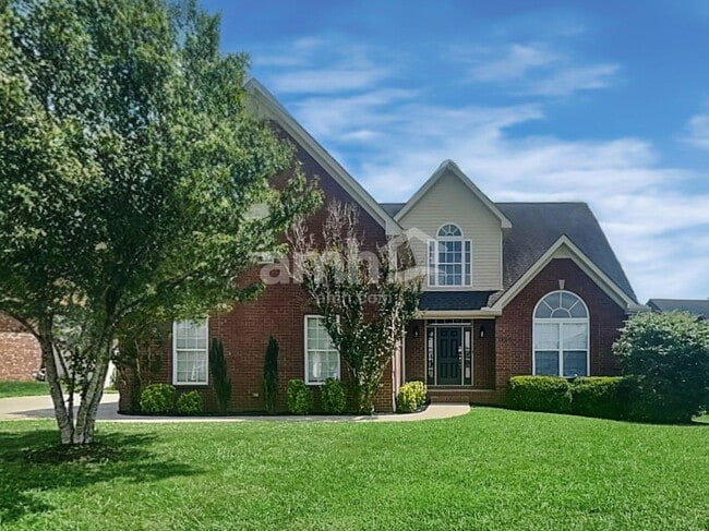property at 1824 Walking Dr