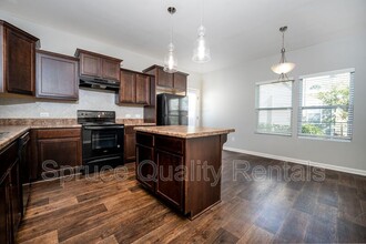 411 Quick Silver Dr in Winston-Salem, NC - Building Photo - Building Photo