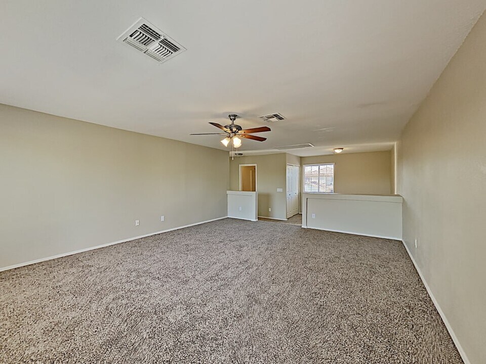 633 Madison Ave in Akron, OH - Building Photo