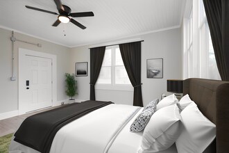 725 W Poplar St in Griffin, GA - Building Photo - Building Photo