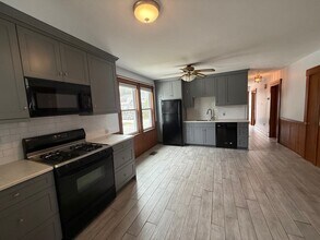 69 Irving St in Winchester, MA - Building Photo - Building Photo