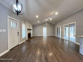 105 Scuppernong Ct in Seven Lakes, NC - Building Photo - Building Photo