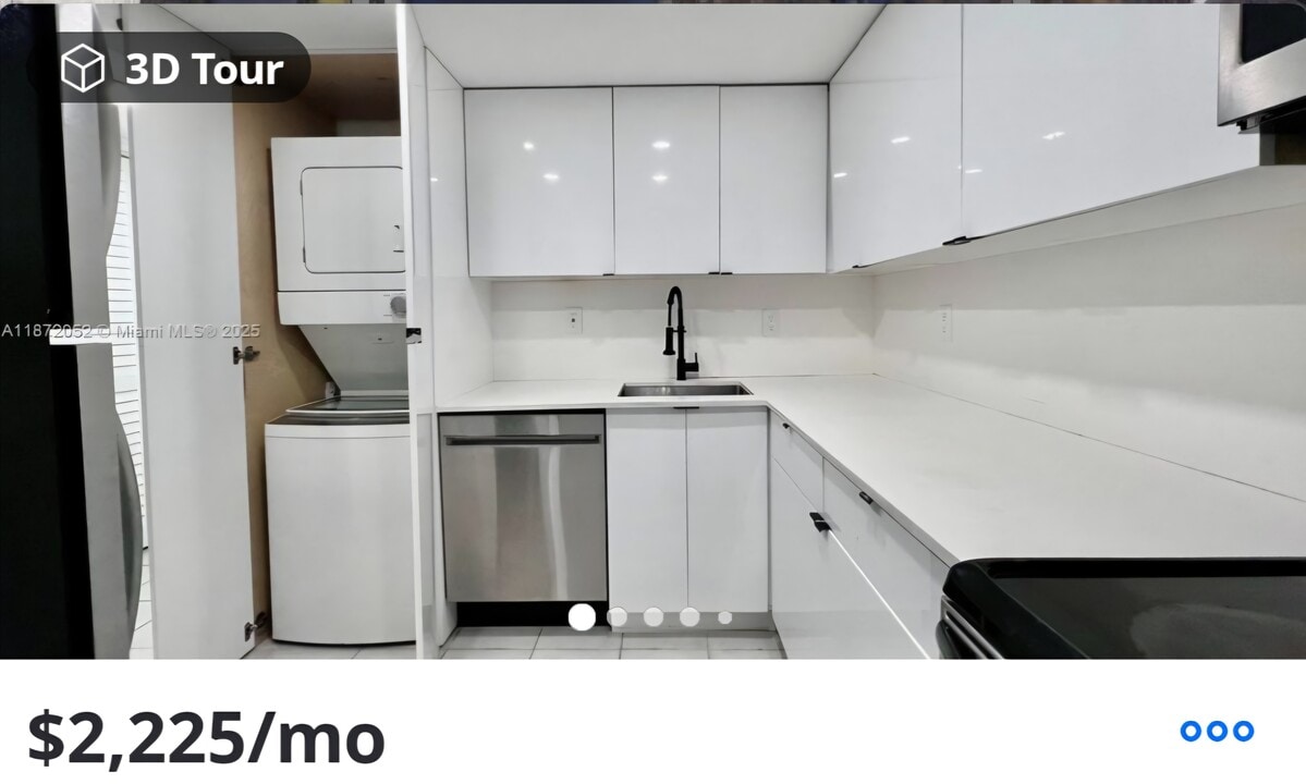 805 SW 30th St, Unit Oaktree Gardens in Fort Lauderdale, FL - Building Photo