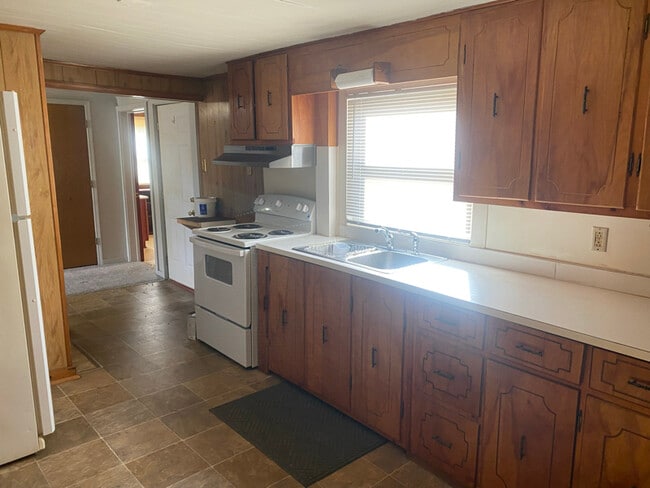 415 Bond St in Richmond, KY - Foto de edificio - Building Photo