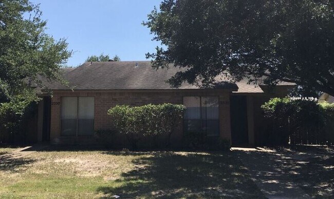 property at 2528 Cypress Dr